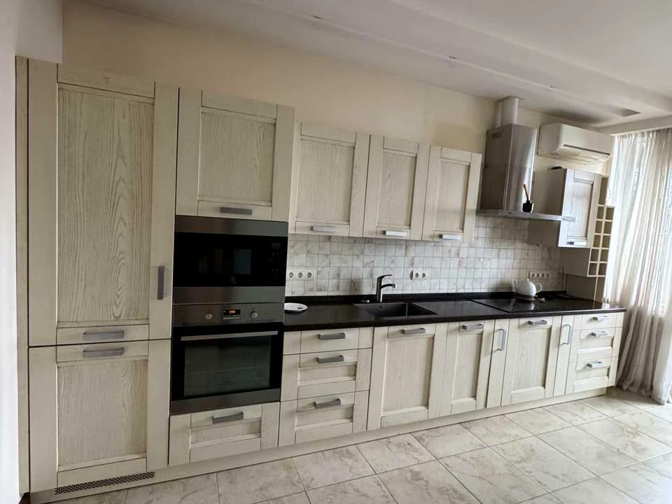 Apartment. Kyiv, Lesi Ukrainky Blvd.