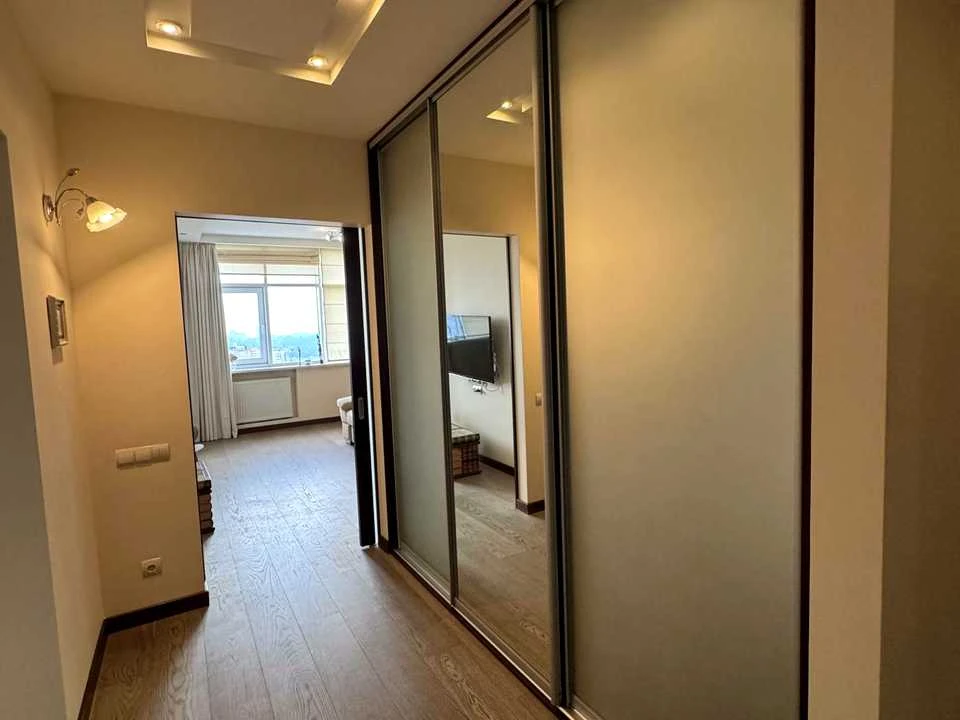 Apartment. Kyiv, Lesi Ukrainky Blvd.