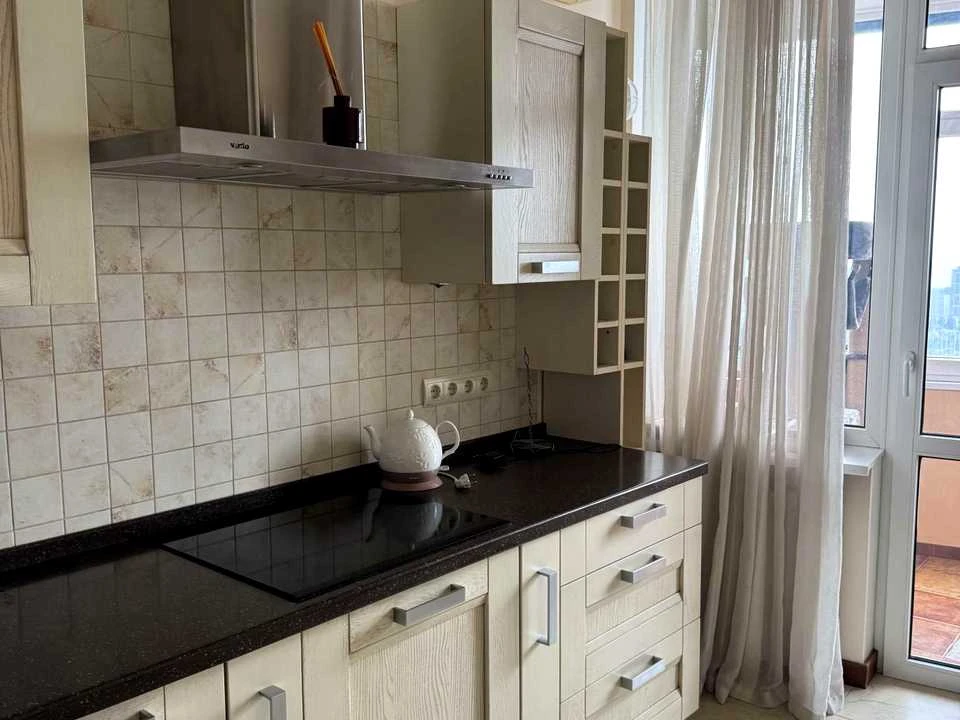 Apartment. Kyiv, Lesi Ukrainky Blvd.
