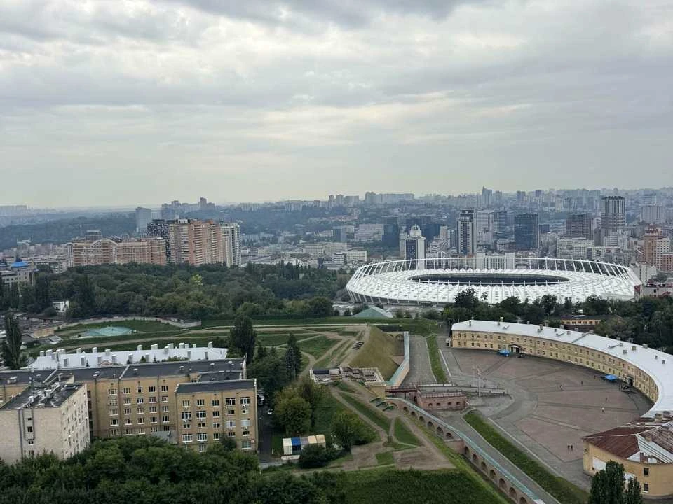 Apartment. Kyiv, Lesi Ukrainky Blvd.