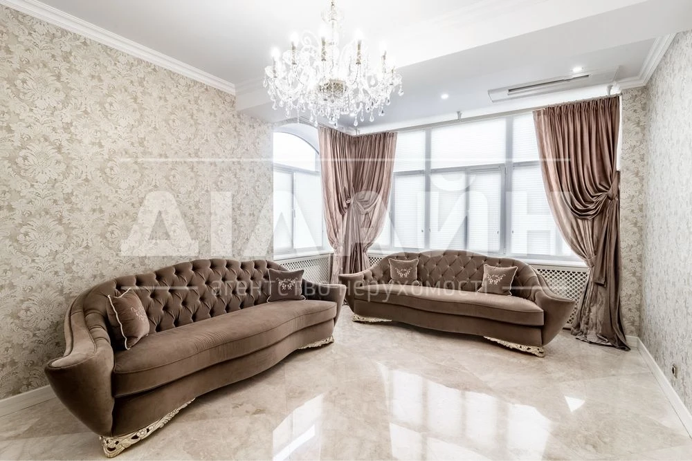 Elite 2-level Deluxe apartment in a closed residential complex