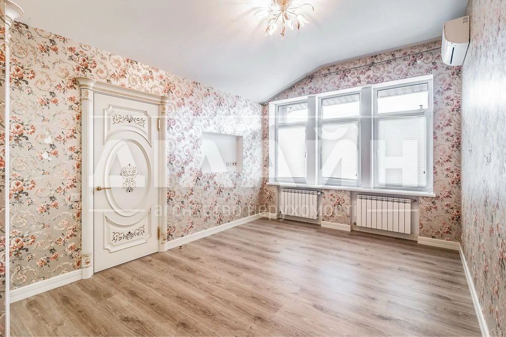 Elite 2-level Deluxe apartment in a closed residential complex