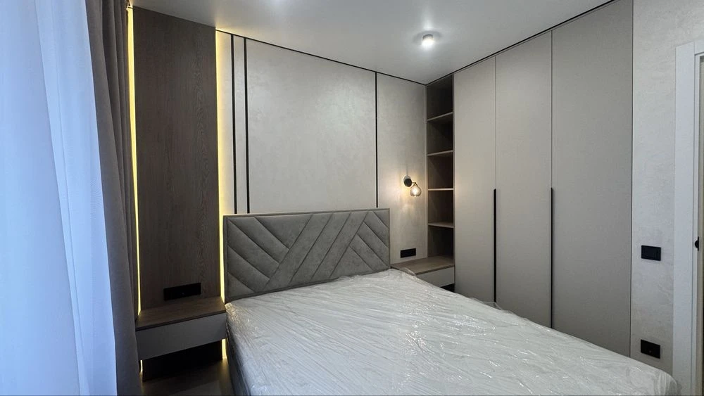 I will sell a 1-room apartment in the residential complex Schastlyvyy 2. Schastlyvyy on the Dnipro.