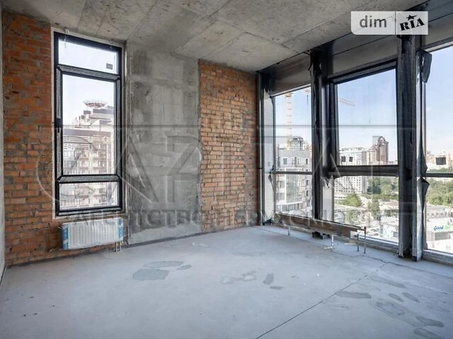 Sale of 3-room apartment 129 sq. m. on Vasylya Tyutyunnyka 39 • I