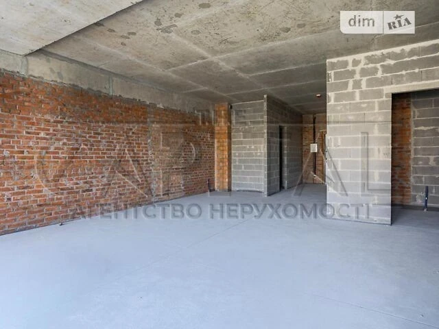 Sale of 3-room apartment 129 sq. m. on Vasylya Tyutyunnyka 39 • I