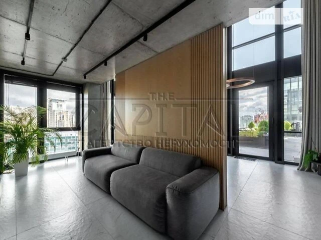 Sale of 3-room apartment 129 sq. m. on Vasylya Tyutyunnyka 39 • I
