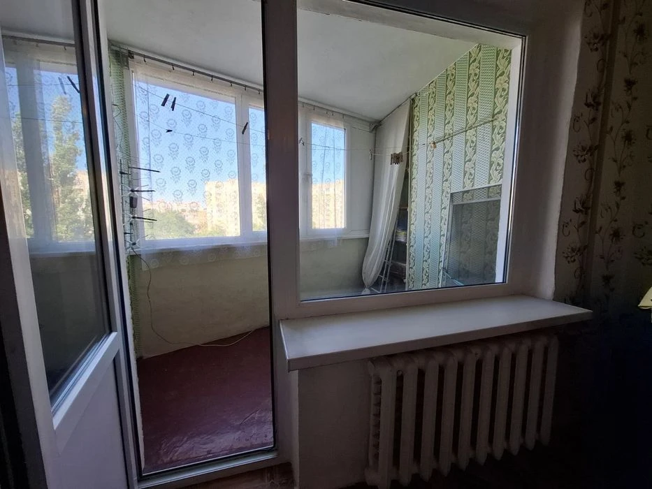 Продажа трехкомнатной квартиры на Молдаванке по ул. Головк