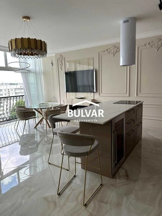 For sale 4-room apartment in the Residence residential complex, 46 Evropeyskaya Street,