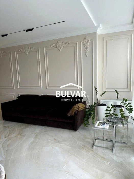 For sale 4-room apartment in the Residence residential complex, 46 Evropeyskaya Street,