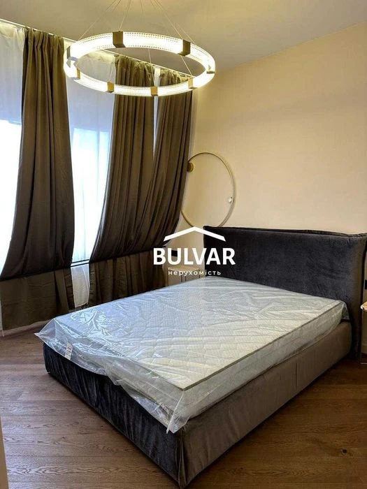 For sale 4-room apartment in the Residence residential complex, 46 Evropeyskaya Street,