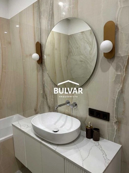 For sale 4-room apartment in the Residence residential complex, 46 Evropeyskaya Street,