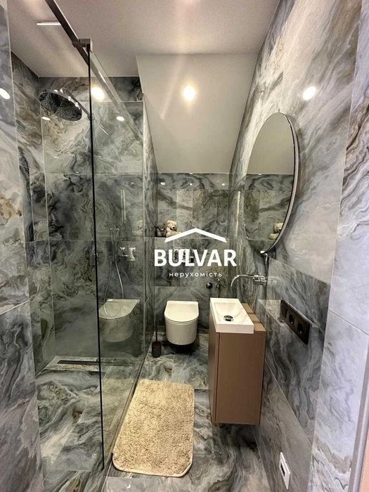 For sale 4-room apartment in the Residence residential complex, 46 Evropeyskaya Street,