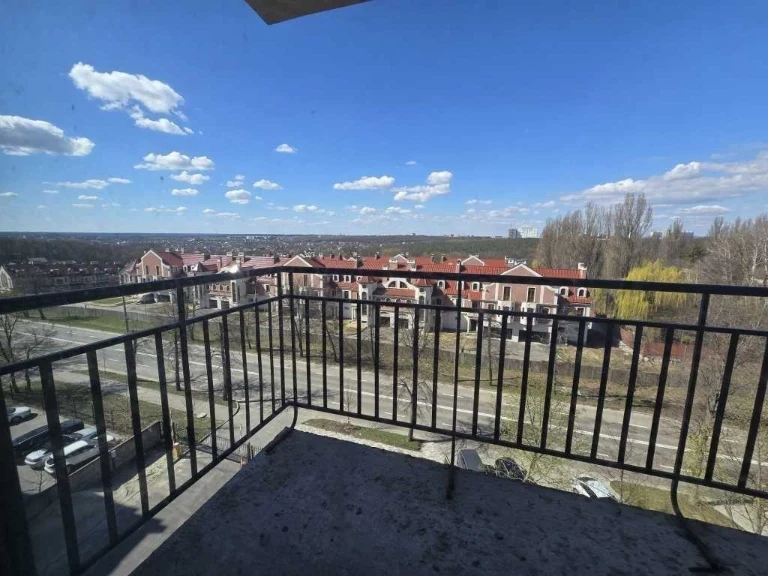 Продаж 1-кімнатної квартири 41 м², Метрологічна вул., 107