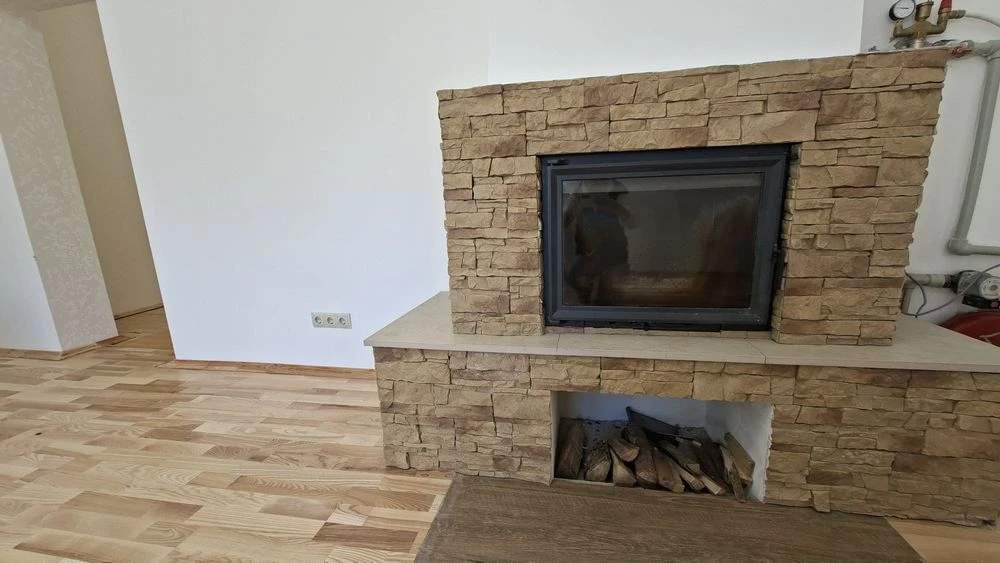 Продаж житлового будинку 220м². Ділянка 7сот.Котедж.Комуніка