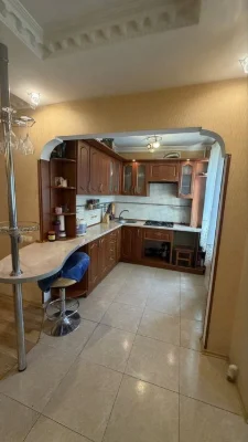 Кварт.2 комн.(3/5)45000$