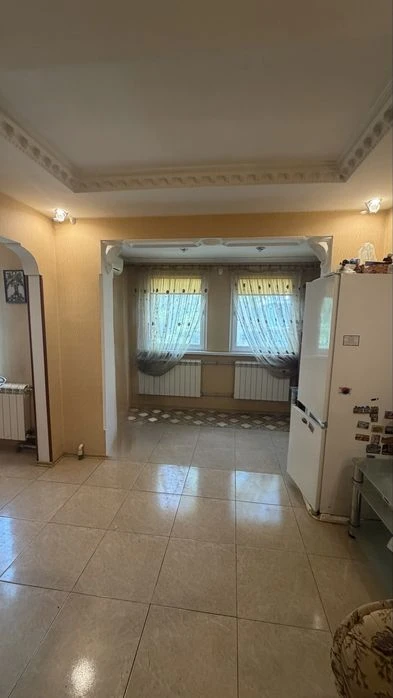Кварт.2 комн.(3/5)45000$