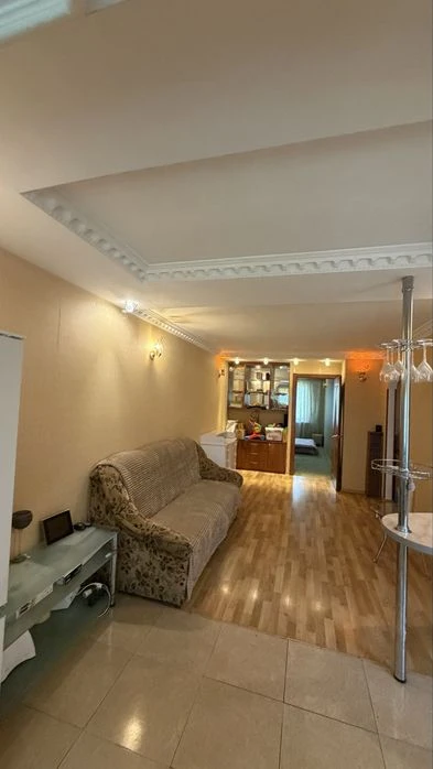 Кварт.2 комн.(3/5)45000$