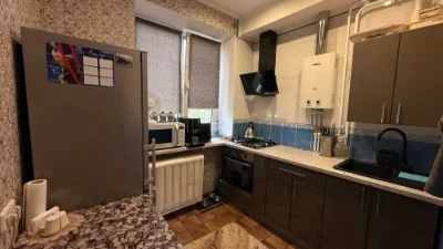 Затишна трикімнатна квартира в тихому центрі