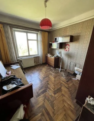 Продам 3х комн, ул. Света (бывшая Буденного), в пяти волны