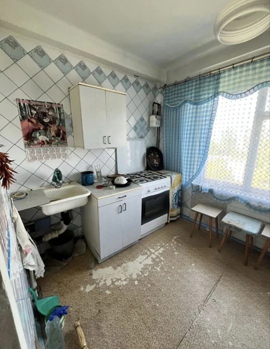 Продам 3х комн, ул. Света (бывшая Буденного), в пяти волны
