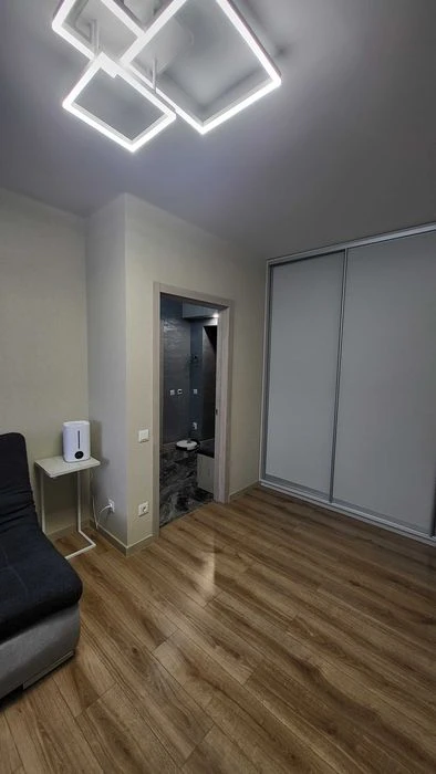 EX! Residential Complex Mira 1-room apartment (39 sq. m.) near KhTZ, Industrialnaya metro station
