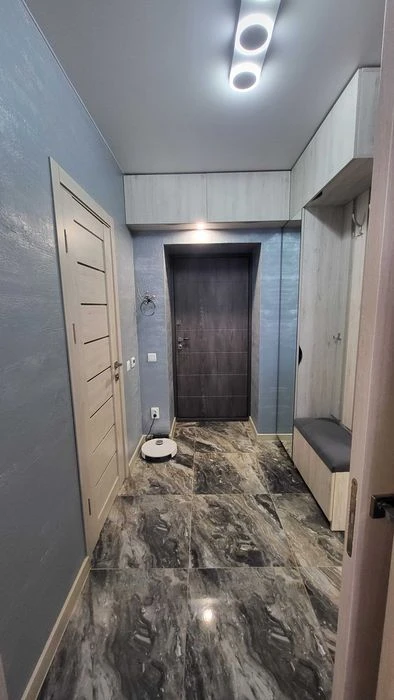 EX! Residential Complex Mira 1-room apartment (39 sq. m.) near KhTZ, Industrialnaya metro station