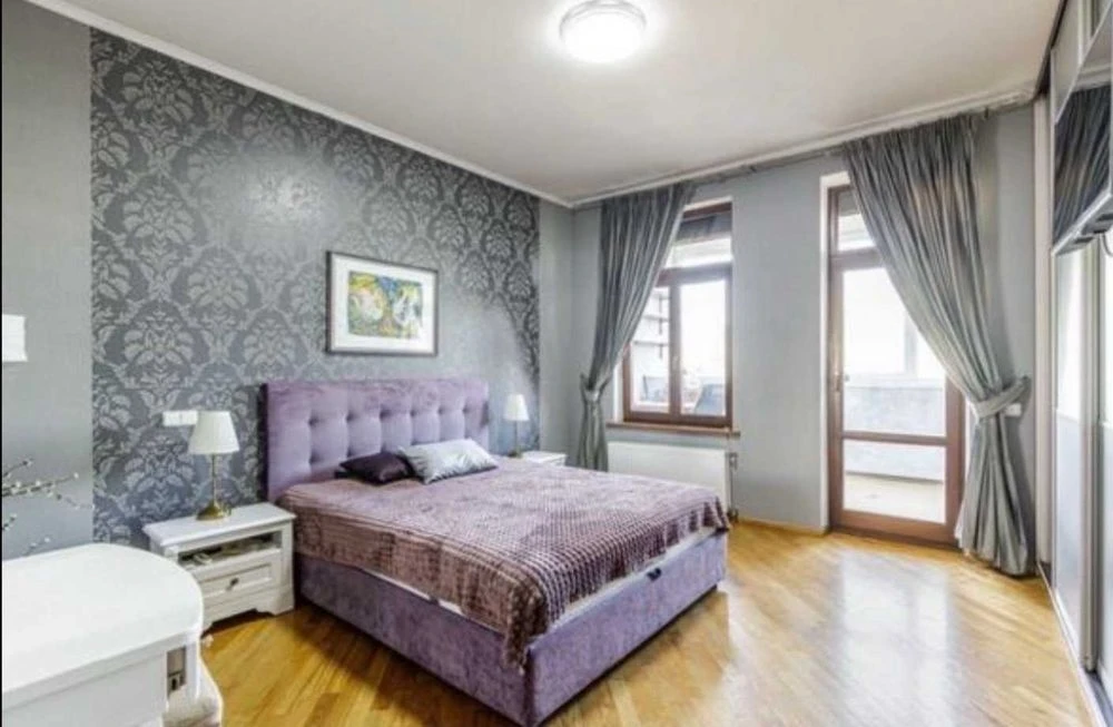 Продаж 3-кімн. квартири в центрі м. Києва