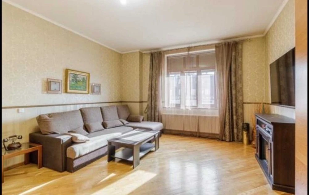 Продаж 3-кімн. квартири в центрі м. Києва