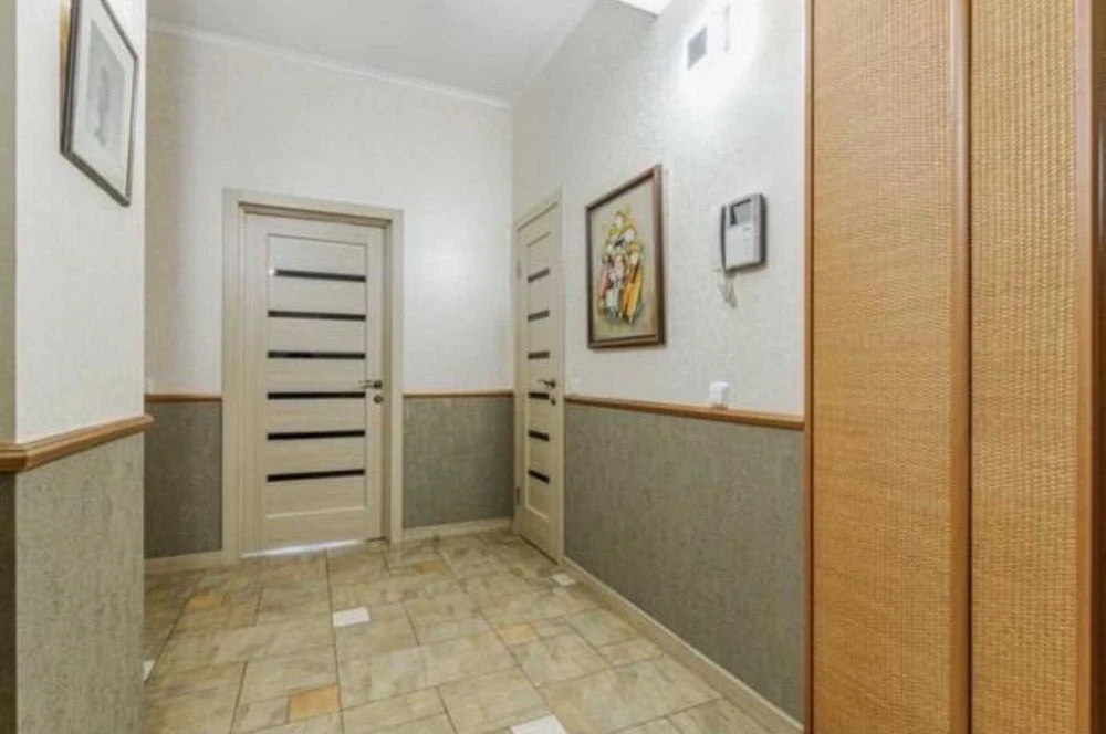 Продаж 3-кімн. квартири в центрі м. Києва