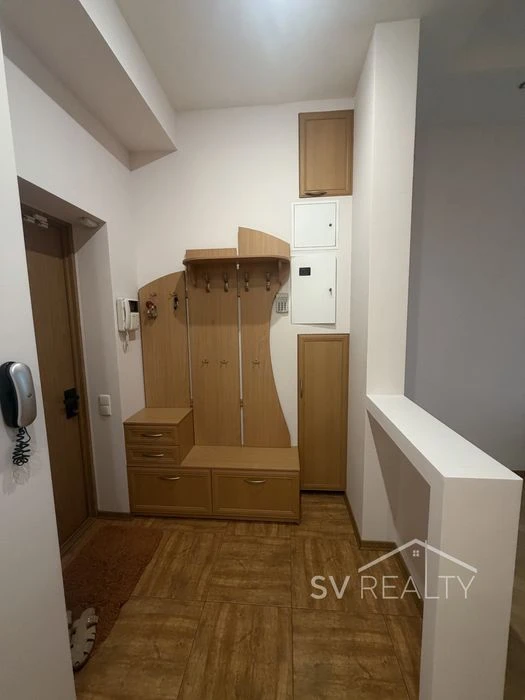 Трехкомнатная квартира, Соборный проспект, 94 кв.м.