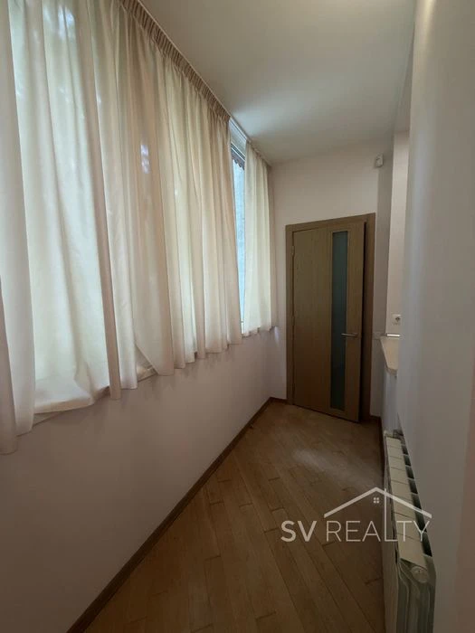 Трехкомнатная квартира, Соборный проспект, 94 кв.м.