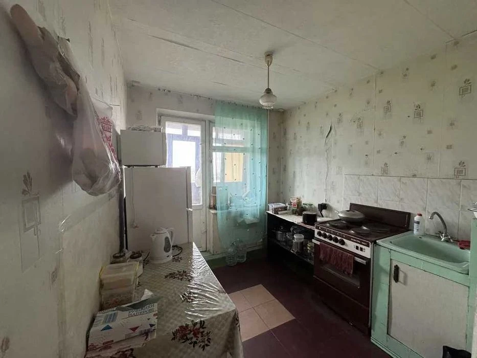 Продам большую 1-к квартиру проспект Поля низ Кирова парк Гл