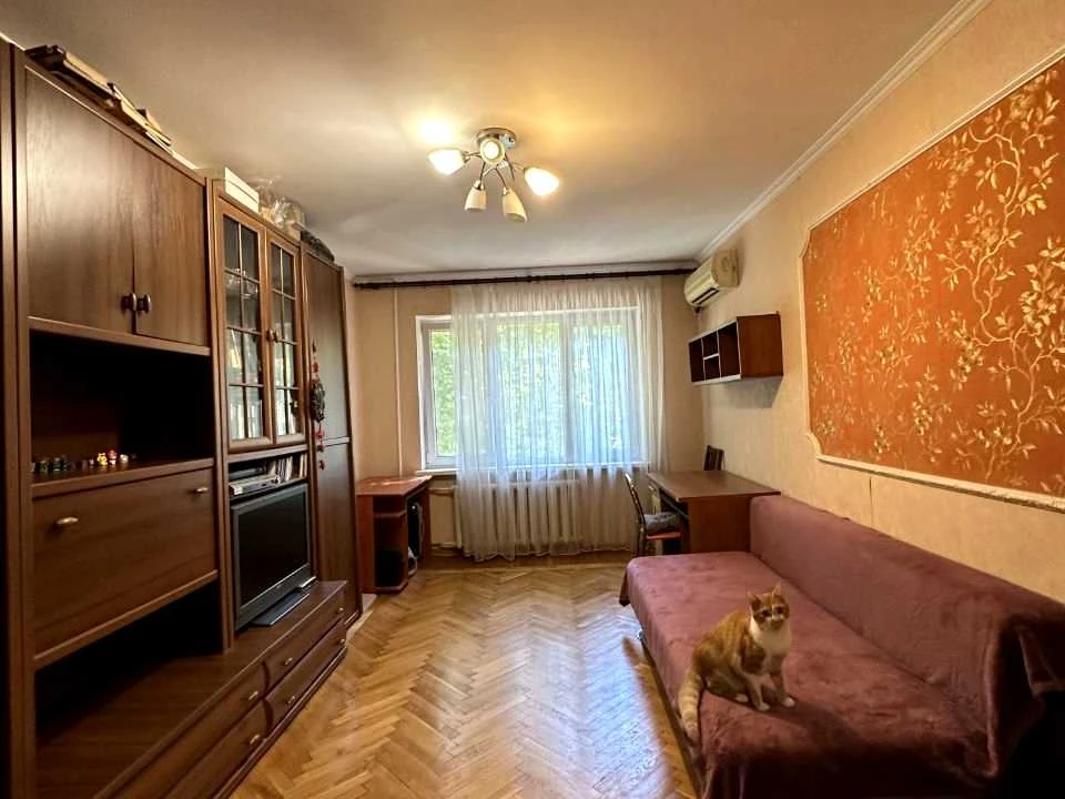 Квартира. Одесса, Семьи Глодан ул. (Ильфа и Петрова)