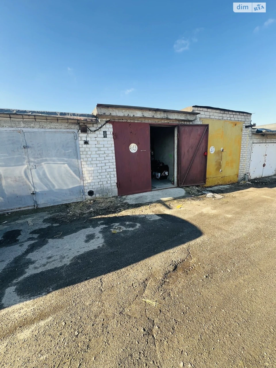 Продаж Місце в гаражному кооперативі