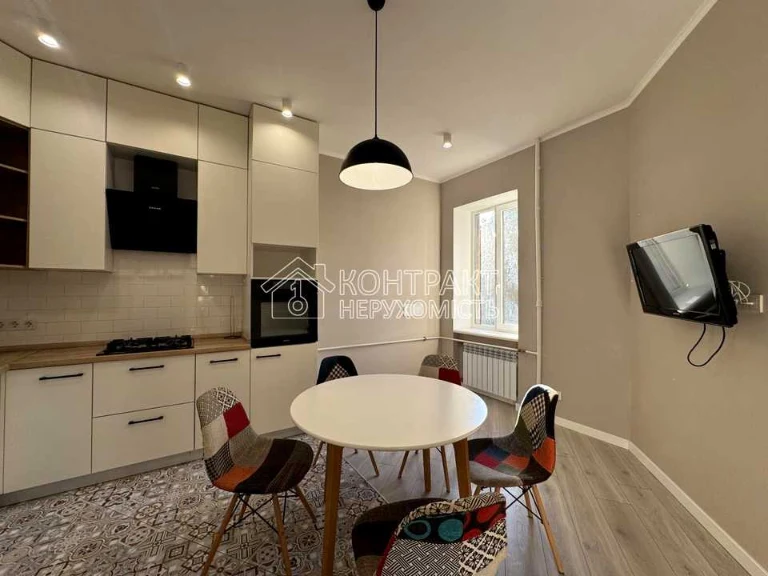 Apartment. Kharkiv, Krymska Street.