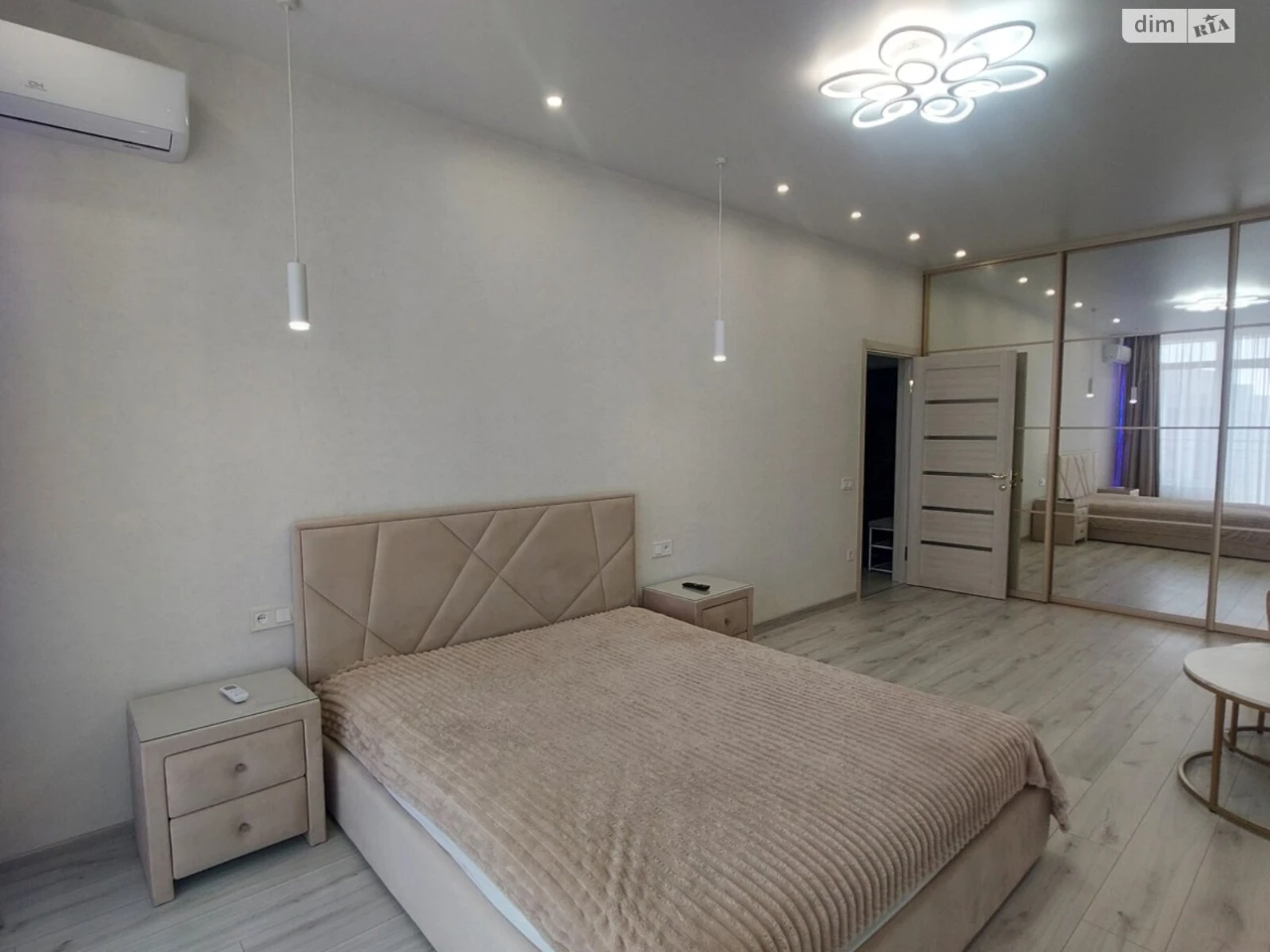 Long-Term Rental Apartment Arcadia
