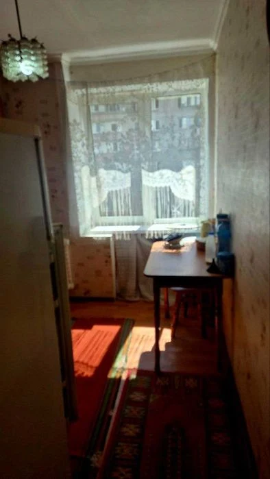 Two-room apartment for sale, Left Bank, brick building