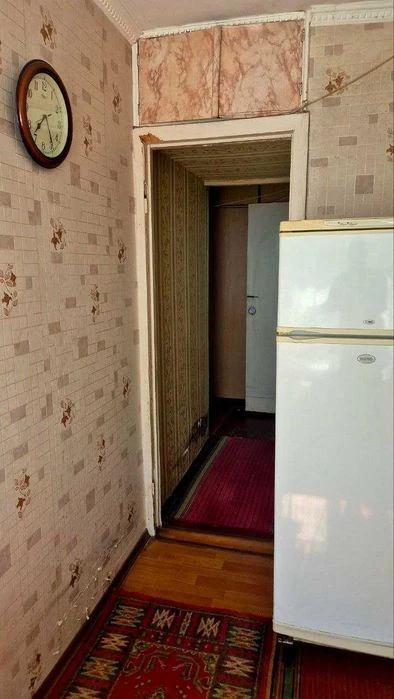 Two-room apartment for sale, Left Bank, brick building