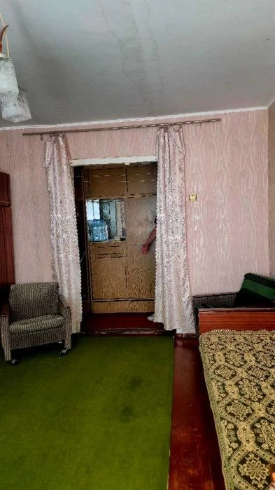 Two-room apartment for sale, Left Bank, brick building