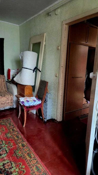 Two-room apartment for sale, Left Bank, brick building
