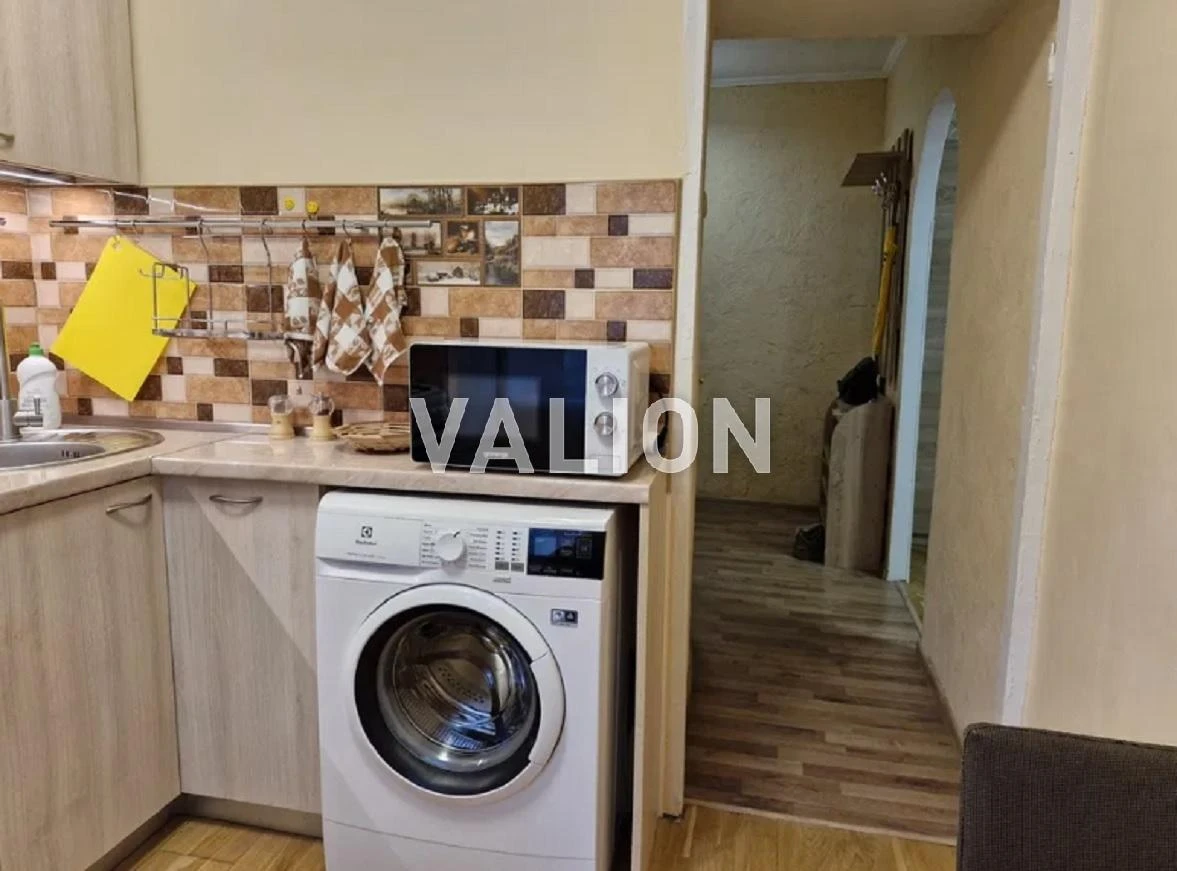 Продам 2 кімнатну квартиру. 45м2. Газ. вул. П.Радченка 21а.
