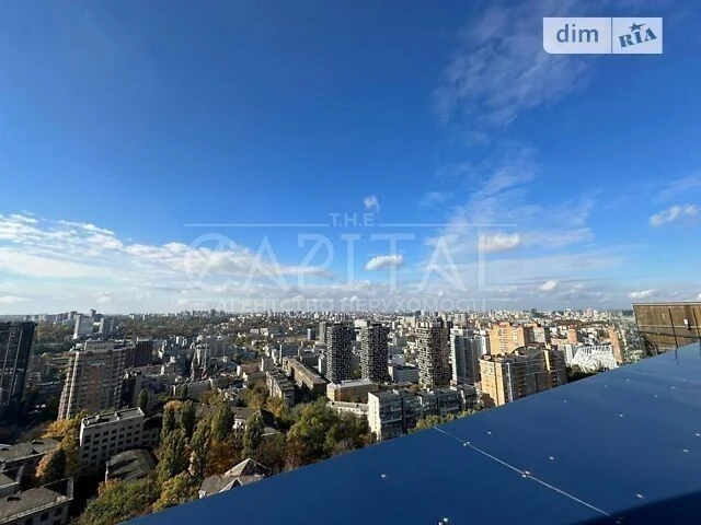 Sale of 4-room apartment 175 sq. m on Laboratornyi 7 • ID 34