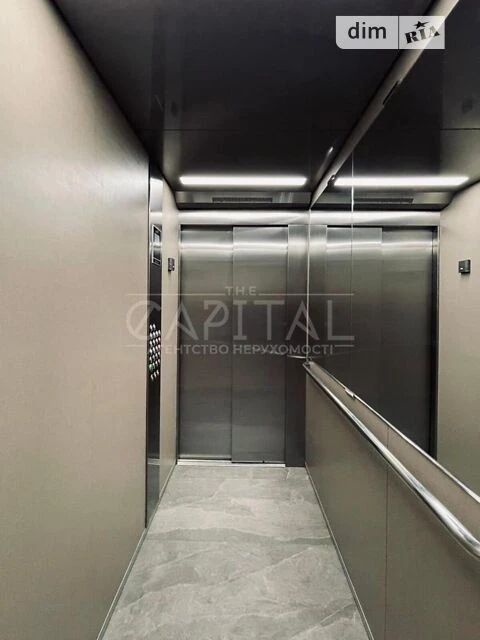 Sale of 4-room apartment 175 sq. m on Laboratornyi 7 • ID 34