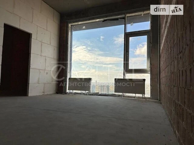 Sale of 4-room apartment 175 sq. m on Laboratornyi 7 • ID 34