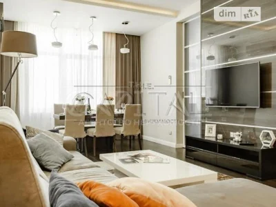 Sale of 3-room apartment 115 sq. m. on Andriy Verkhoglyada St. 20 •