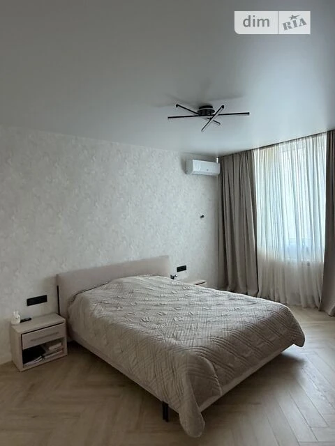 Sale of 2-room apartment 84 sq. m. on 8B Borysa Hmyri St., apt. 124