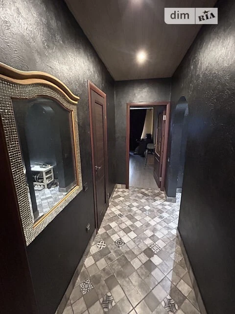Sale of 1-room apartment 40.2 sq. m. on Chavdar Yelyzavety St. 34 •