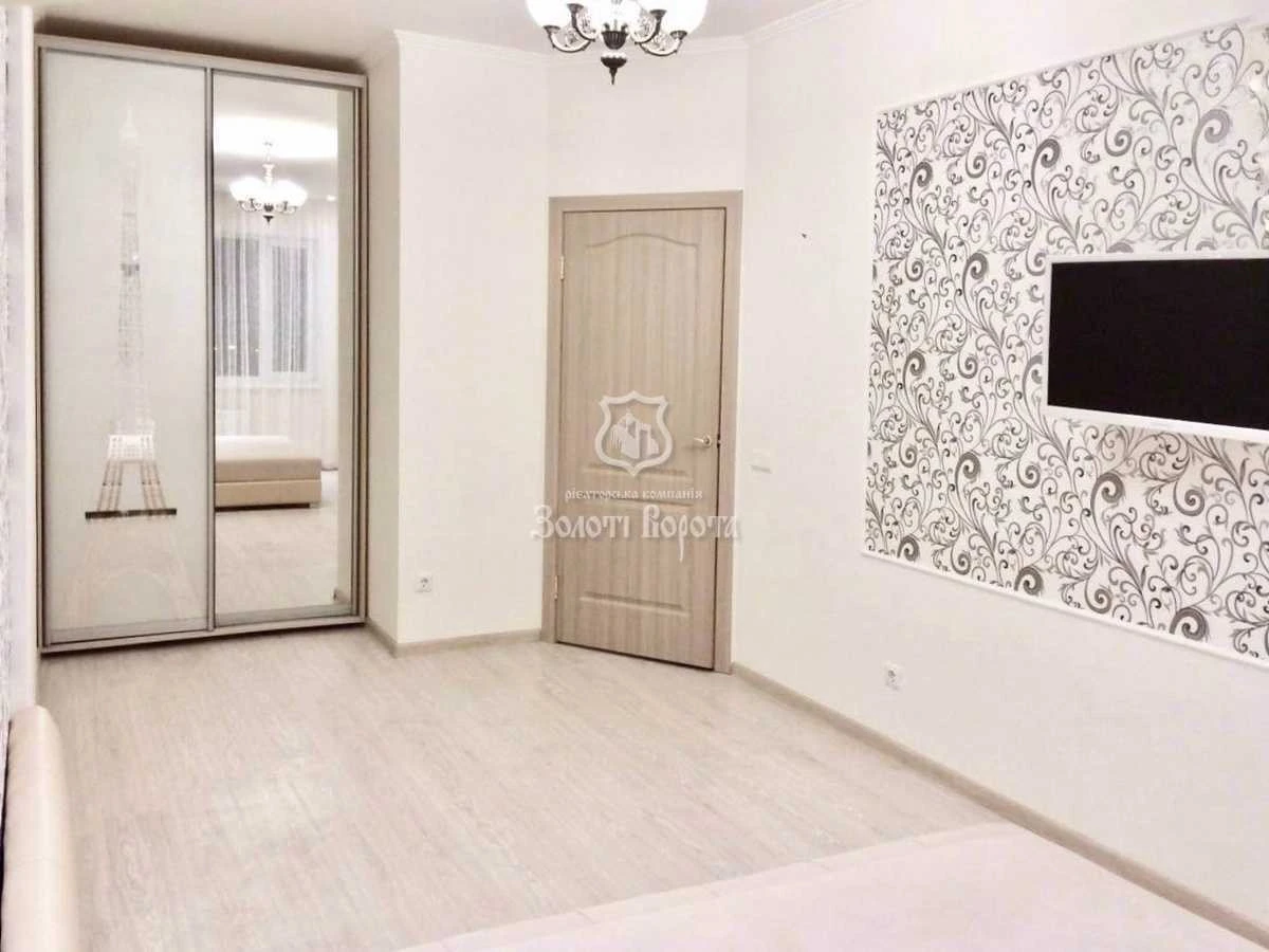 1-room apartment for sale 38.6 m², Mykola Zakrevskoho St.