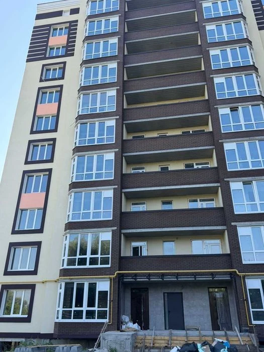 Продаж 2к квартири Виставка