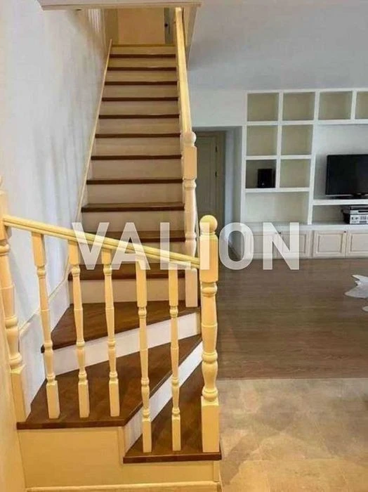 Without %. Selling a two-level apartment 192m2, Zdanovska Street 52/